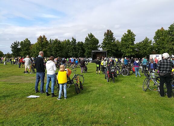 Abschlusskundgebung im Seepark