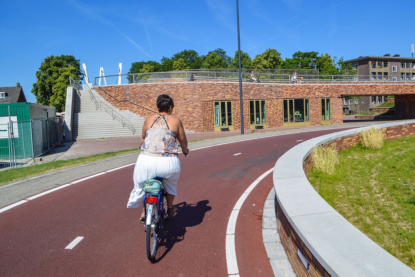 Die Auffahrt der Dafne Schippersbrug in Utrecht.